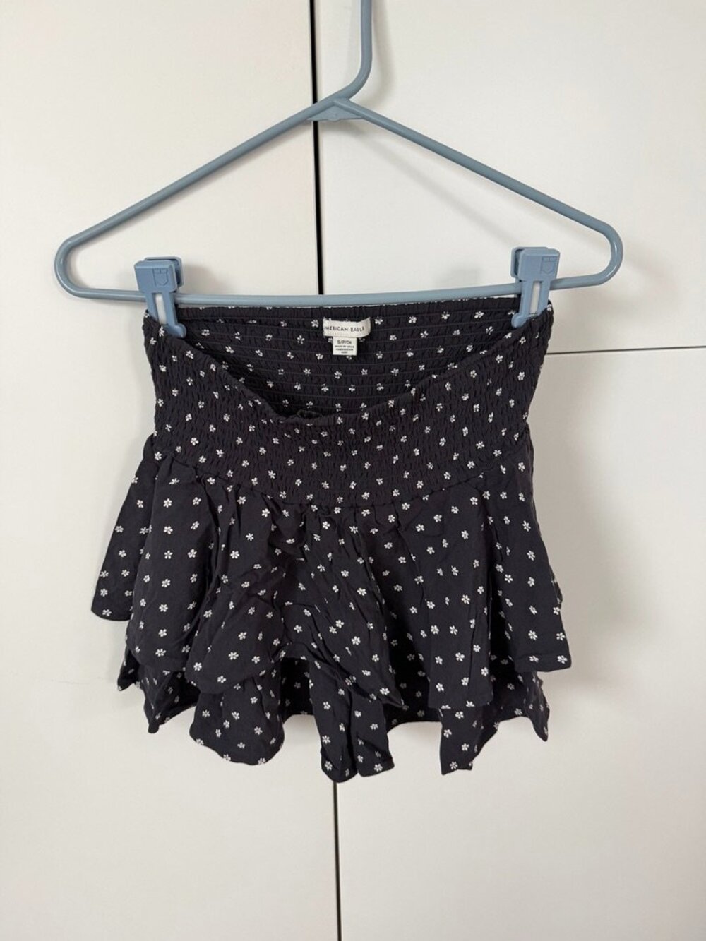 American Eagle Ruffle Mini Skort Size Small